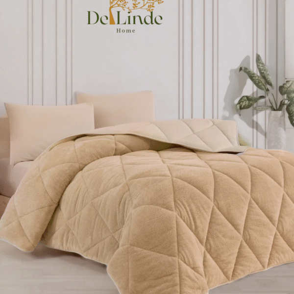 De Linde Home Beige Well-Soft Dekbed – 4 Seizoenen – Dubbelzijdig – Wasbaar – 2 in 1 Dekbed zonder Overtrek